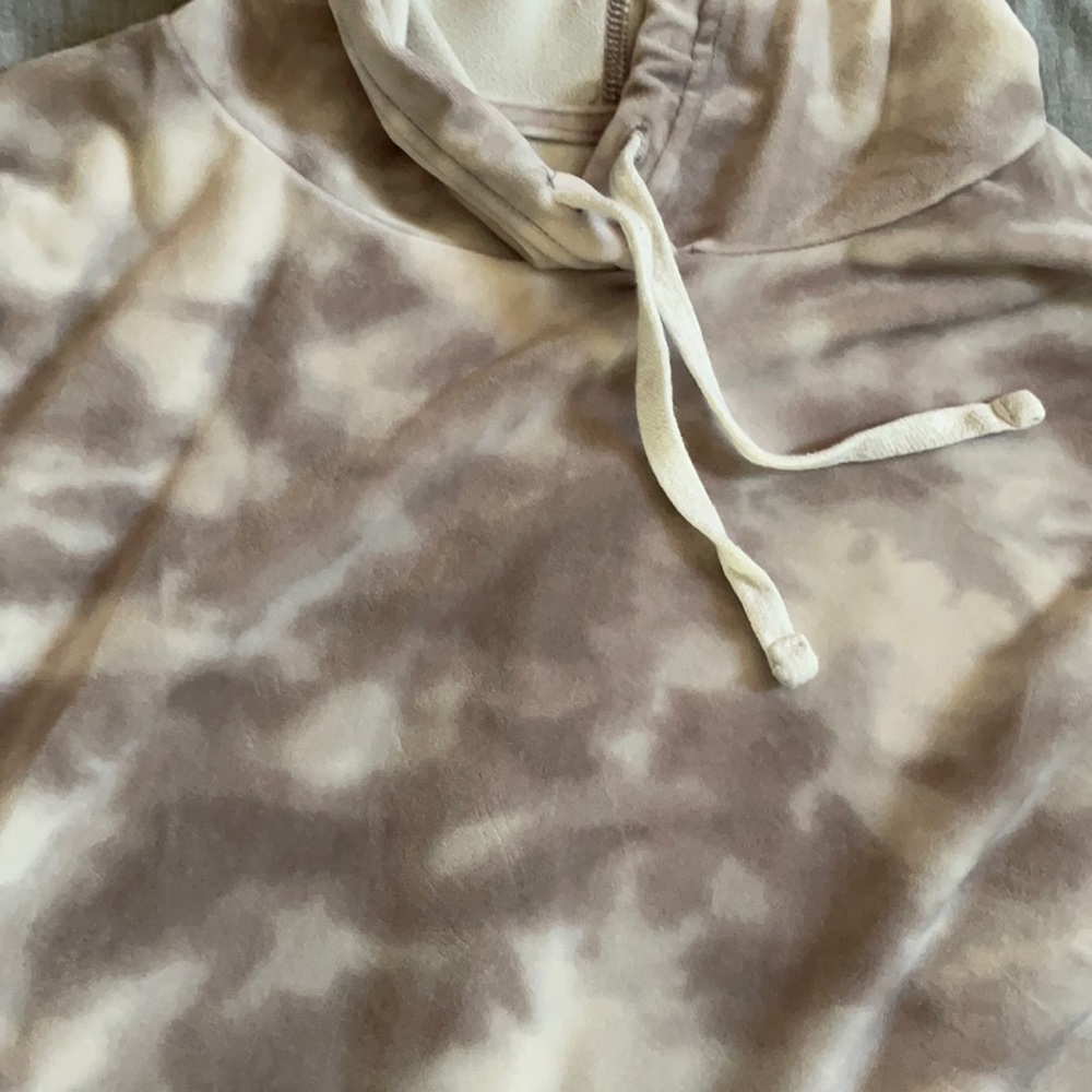 Fleece crop hoodie